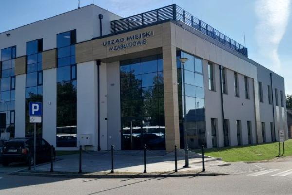 Zakończenie prac przy przebudowie i rozbudowie Urzędu Miejskiego w Zabłudowie